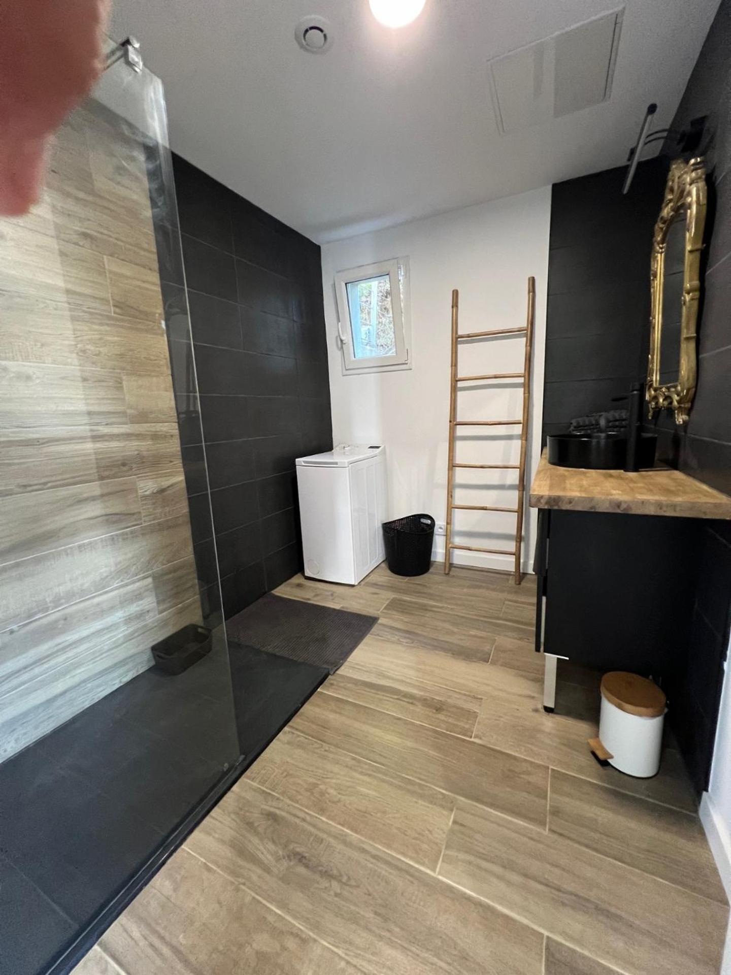 Appartement Valcros - Jardin Vue Mer La Londe-les-Maures Eksteriør bilde